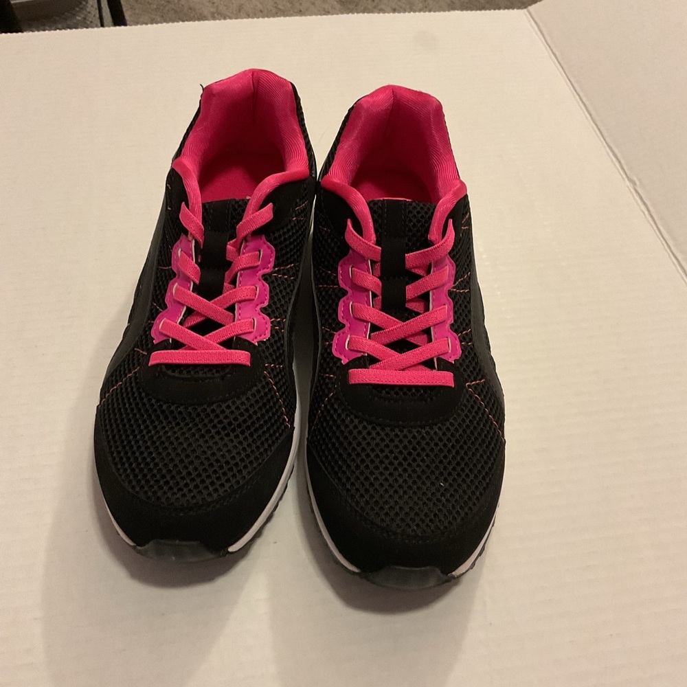 Avenue Cloudwalkers New Without Tags 10W